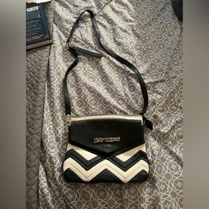 Betsey Johnson shoulder bag